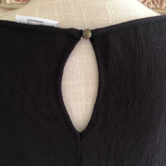 Liz Lange Maternity Lace Yoke Black Tunic Top Long Sleeve Medium - Picture 4 of 7